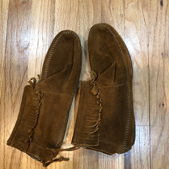 Brown boots with fringe - Picture 1 of 7